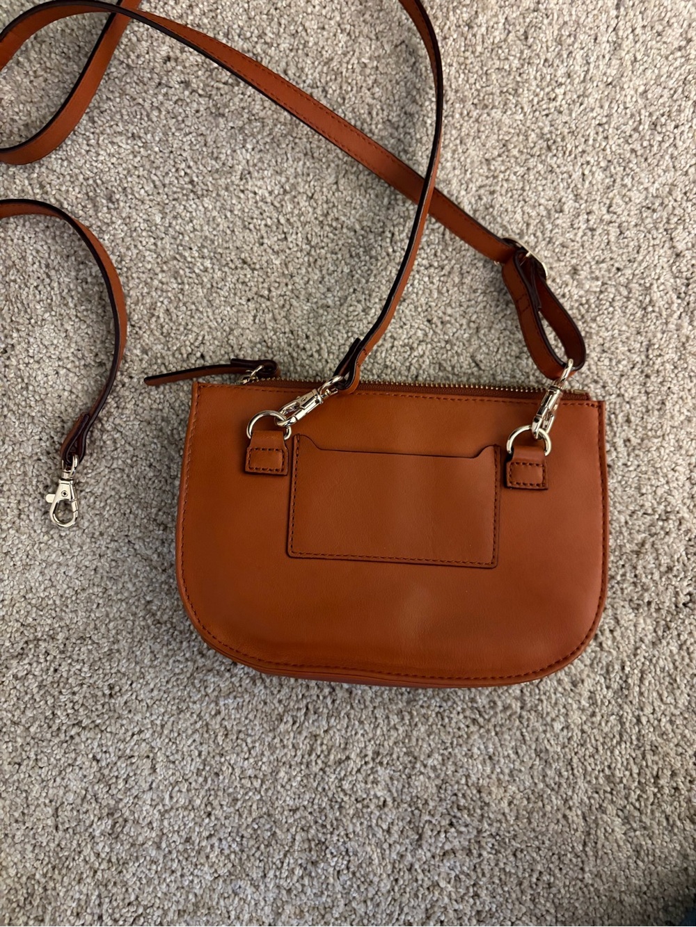 Lo & Sons Waverly Small Crossbody Bag in Sienna/Gold/Camel - Picture 3 of 10